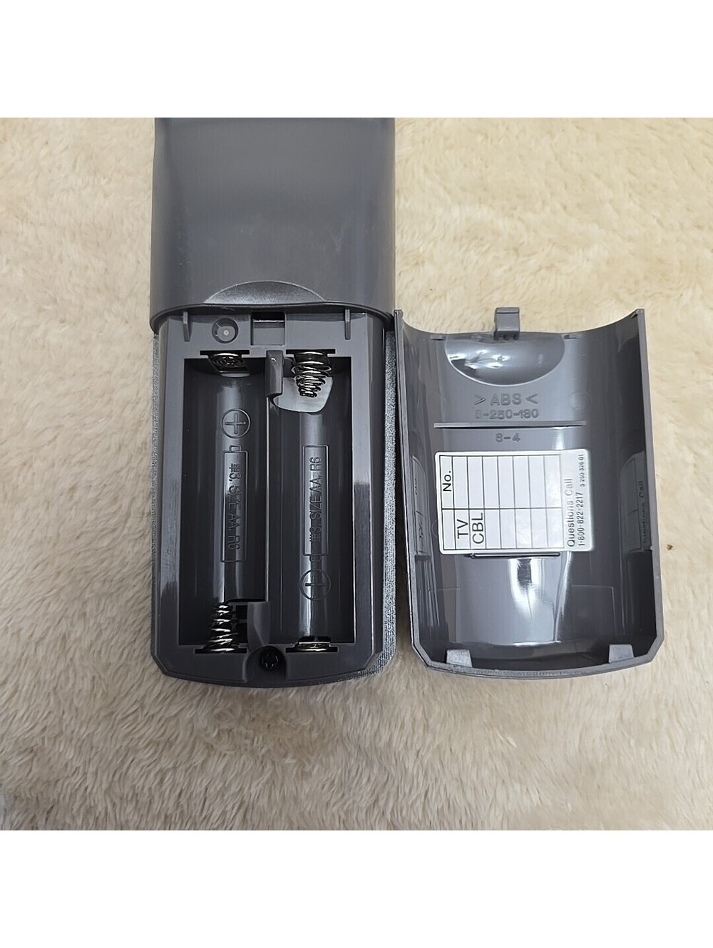 Sony RM-V302 Universal Programmable Remote Control Commander Tested - Picture 5 of 5